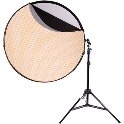 INTERFIT Набор рефлекторов 5 в 1 INT273 Набор 5 in 1 Reflector with Arm позволяет без каких либо усилий закрепить на стойке необходимый рефлектор комплекта 5  in 1 reflectors и регулируя его положение практически под любым углом, выбрать наиболее выгодную позицию размещения рефлектора.