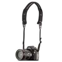 Накамерный ремень KATA CAMERA STRAP DL Ремень  KATA C-STRAP из линейки D-Light, предназначен для ношения фотокамеры на шее или плече.  Благодаря оригинальной конструкции, а также комбинации современных  материалов, легких, прочных и воздухопроникающих, он делает ношение  камеры комфортным даже летом.