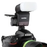 Вспышка GODOX V350N VING FOR NIKON -  Вспышка GODOX V350N VING FOR NIKON - установка аккумулятора на камере