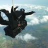 Большой кейс PELI #1650 - 1650_parachuting_Flying_medium.jpg