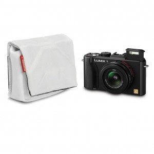 Мини-сумка MANFROTTO NANO III CAM. POUCH S.W. STILE Nano III это стильный мини-кофр, разработанный специально для  хранения компактных фотокамер